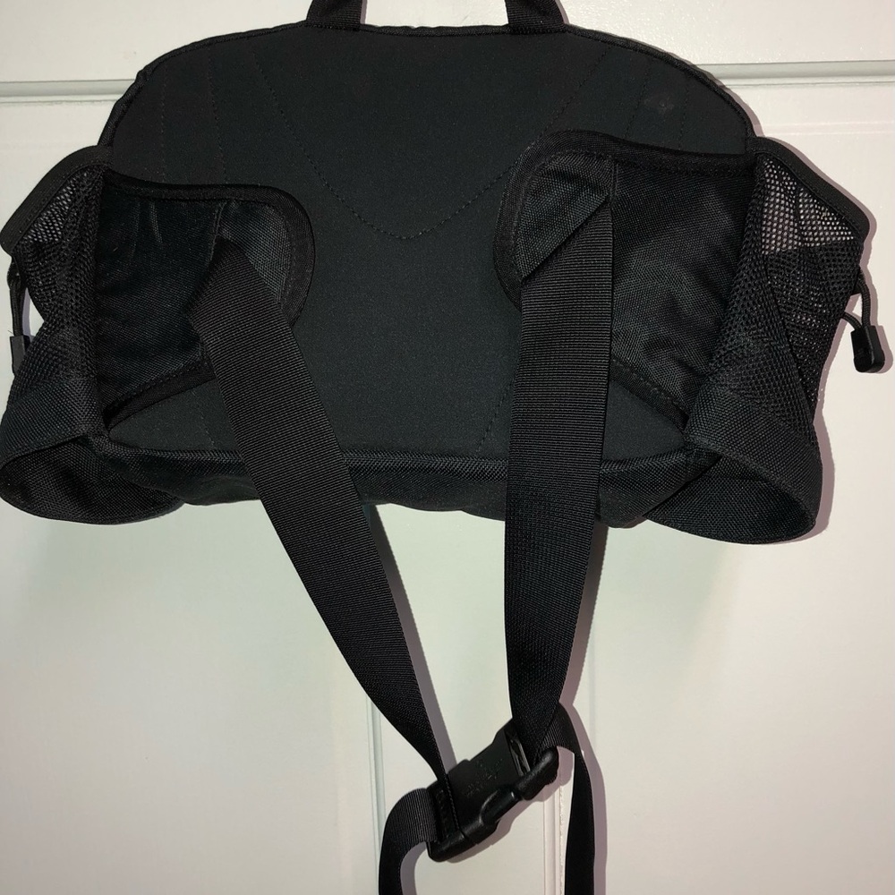 The North Face Kanga Fanny Pouch Black 2 bottle holders 2 zippered compartments - Picture 3 of 6